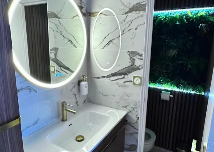 Capluxure - Port Nature 8 - Village Naturiste Cap D